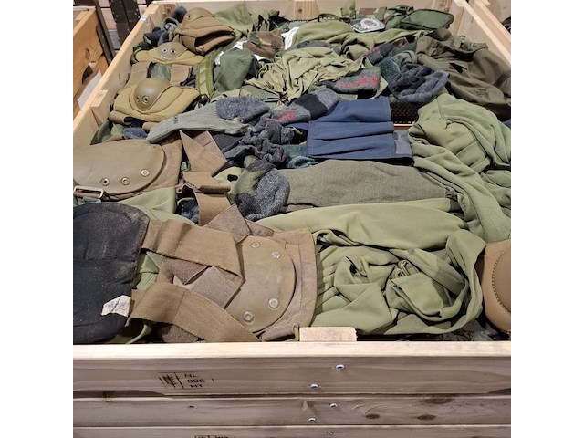 Persoonlijke uitrusting en kleding defensie - afbeelding 2 van  40