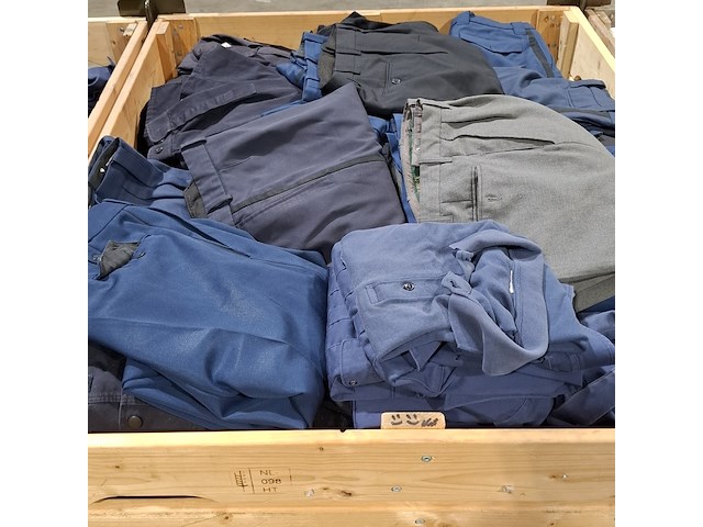 Persoonlijke uitrusting en kleding defensie - afbeelding 33 van  40