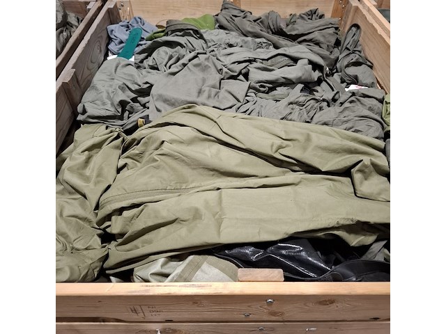 Persoonlijke uitrusting en kleding defensie - afbeelding 39 van  40