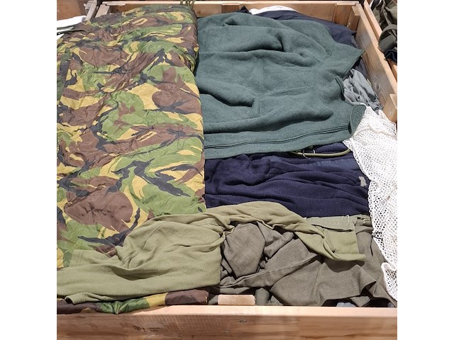 Persoonlijke uitrusting en kleding defensie - afbeelding 8 van  31