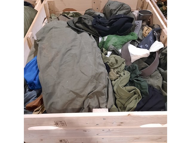Persoonlijke uitrusting en kleding defensie - afbeelding 35 van  39