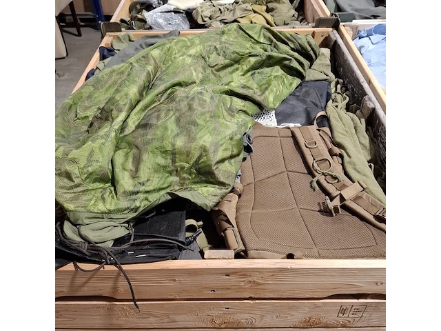 Persoonlijke uitrusting en kleding defensie - afbeelding 16 van  38