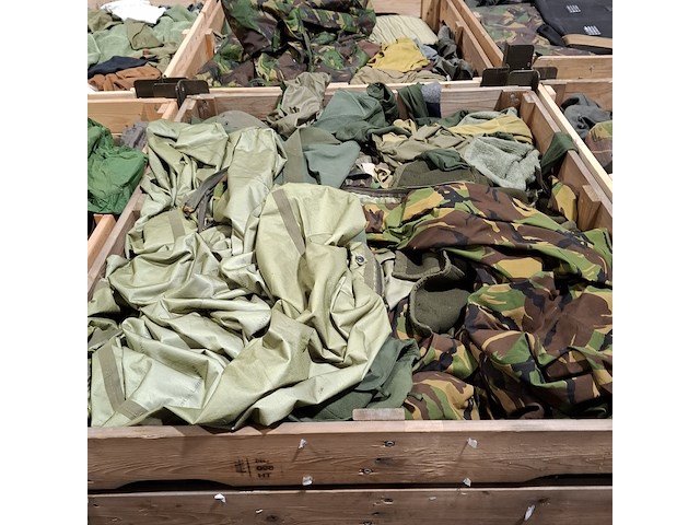 Persoonlijke uitrusting en kleding defensie - afbeelding 26 van  38