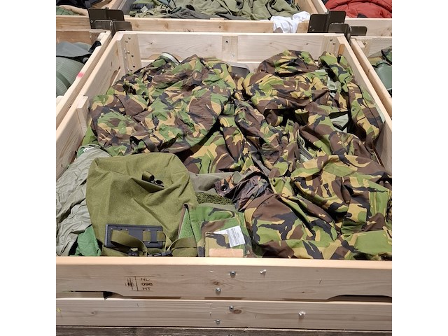 Persoonlijke uitrusting en kleding defensie - afbeelding 28 van  38