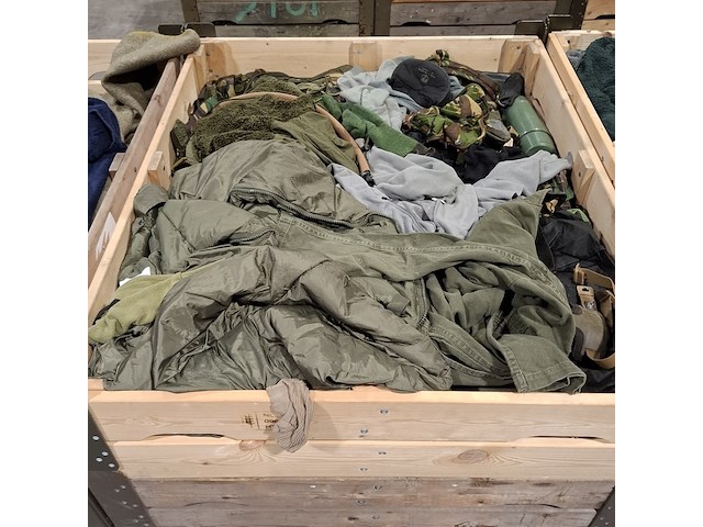 Persoonlijke uitrusting en kleding defensie - afbeelding 34 van  38