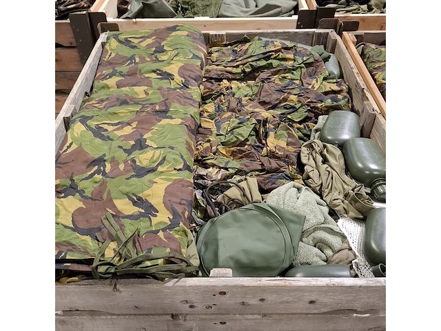 Persoonlijke uitrusting en kleding defensie - afbeelding 37 van  38