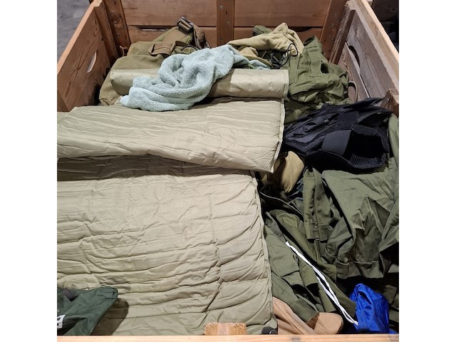 Persoonlijke uitrusting en kleding defensie - afbeelding 6 van  38