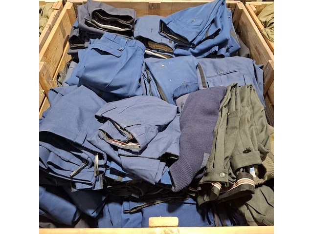 Persoonlijke uitrusting en kleding defensie - afbeelding 27 van  38