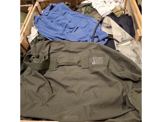 Persoonlijke uitrusting en kleding defensie - afbeelding 35 van  38