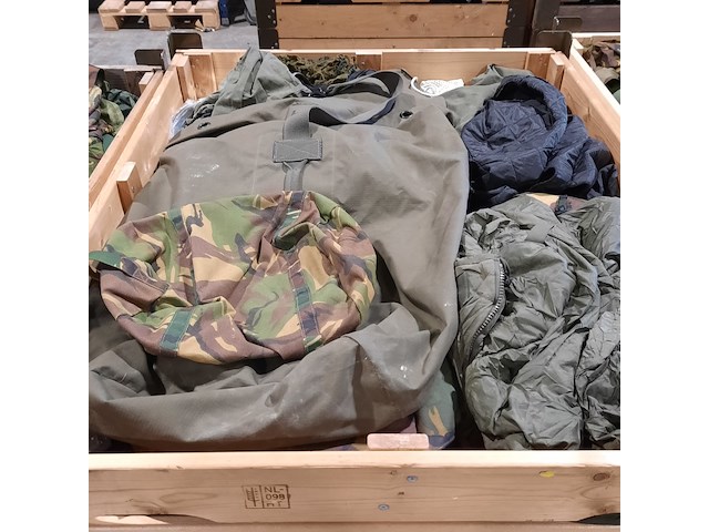 Persoonlijke uitrusting en kleding defensie - afbeelding 4 van  24