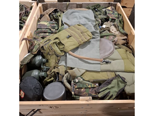 Persoonlijke uitrusting en kleding defensie - afbeelding 4 van  35