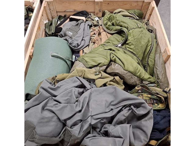 Persoonlijke uitrusting en kleding defensie - afbeelding 14 van  35