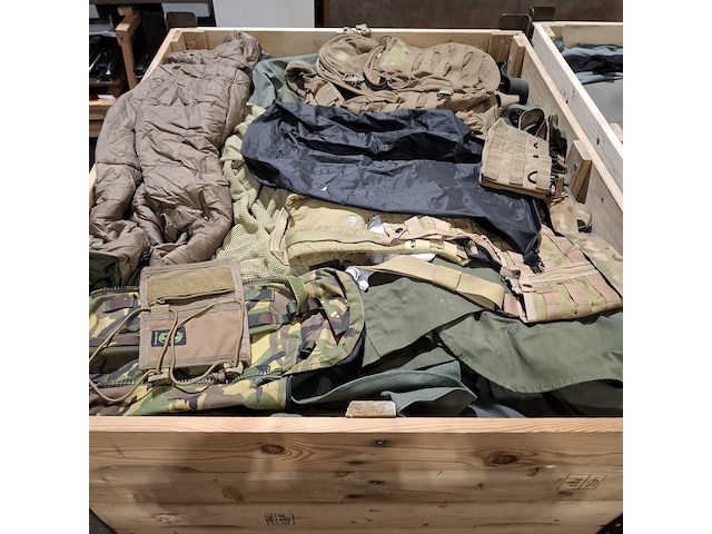 Persoonlijke uitrusting en kleding defensie - afbeelding 33 van  35
