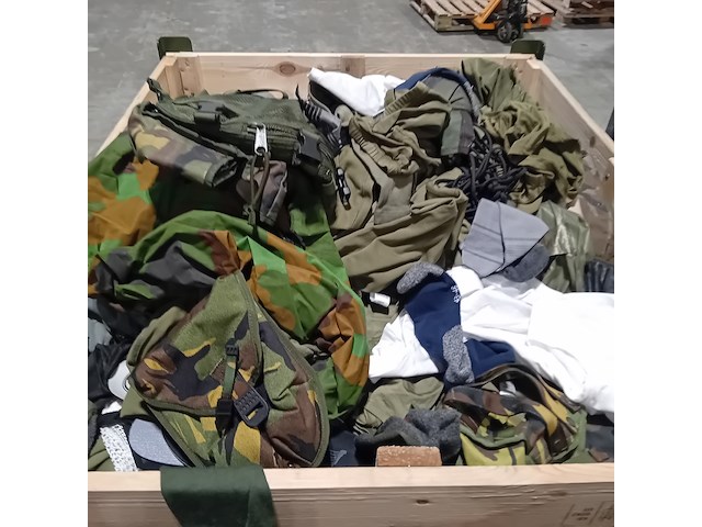 Persoonlijke uitrusting en kleding defensie - afbeelding 24 van  34