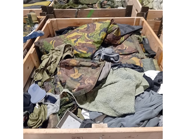 Persoonlijke uitrusting en kleding defensie - afbeelding 34 van  34