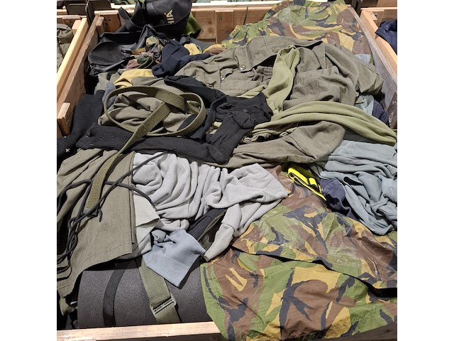 Persoonlijke uitrusting en kleding defensie - afbeelding 13 van  32