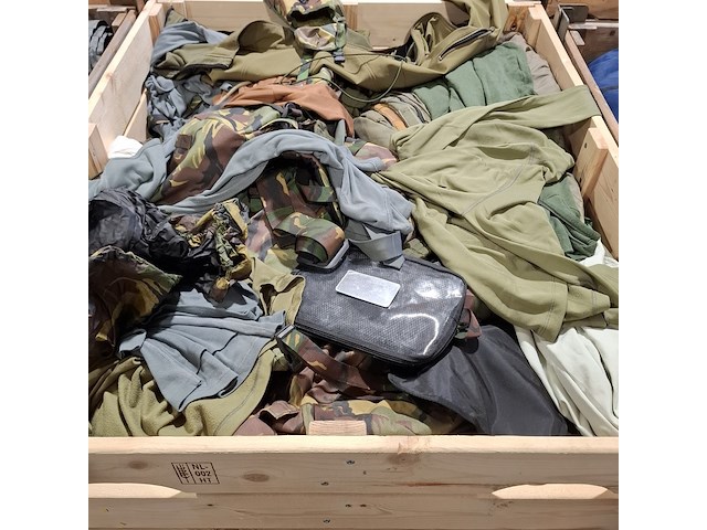 Persoonlijke uitrusting en kleding defensie - afbeelding 24 van  32