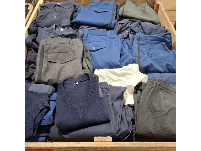 Persoonlijke uitrusting en kleding defensie - afbeelding 26 van  32