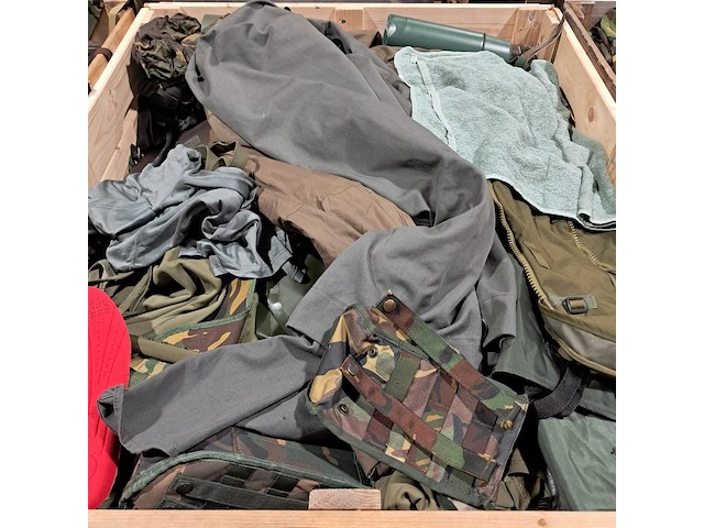 Persoonlijke uitrusting en kleding defensie - afbeelding 27 van  36