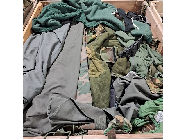 Persoonlijke uitrusting en kleding defensie - afbeelding 23 van  36