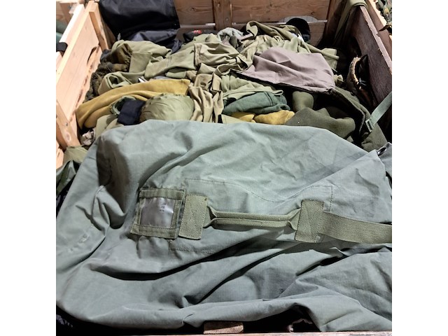 Persoonlijke uitrusting en kleding defensie - afbeelding 9 van  37