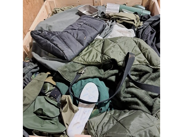 Persoonlijke uitrusting en kleding defensie - afbeelding 10 van  37