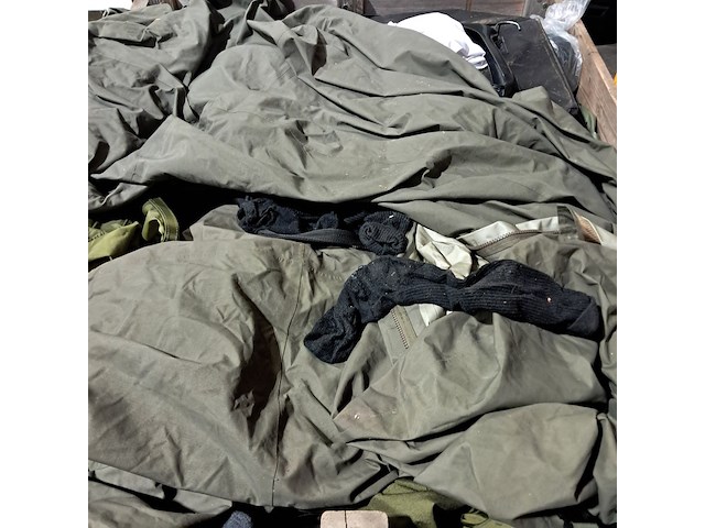 Persoonlijke uitrusting en kleding defensie - afbeelding 29 van  37