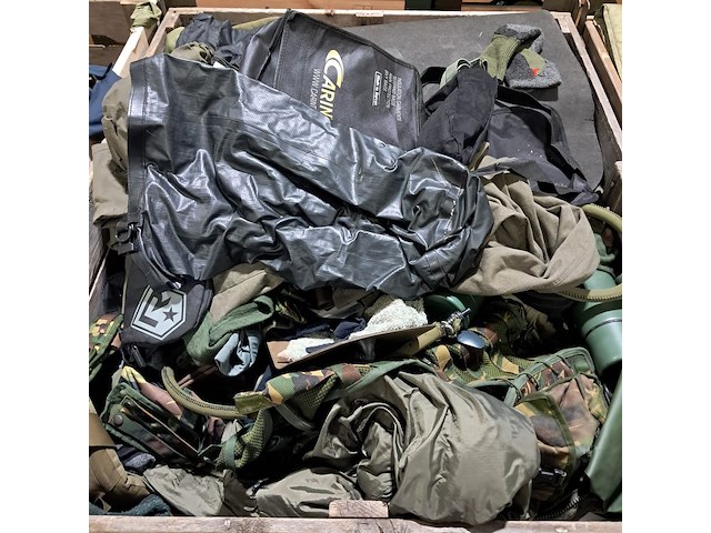 Persoonlijke uitrusting en kleding defensie - afbeelding 35 van  37