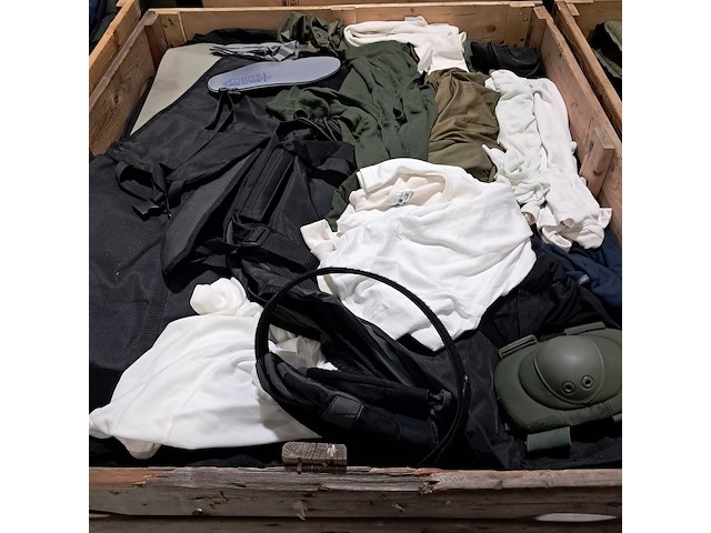 Persoonlijke uitrusting en kleding defensie - afbeelding 15 van  32