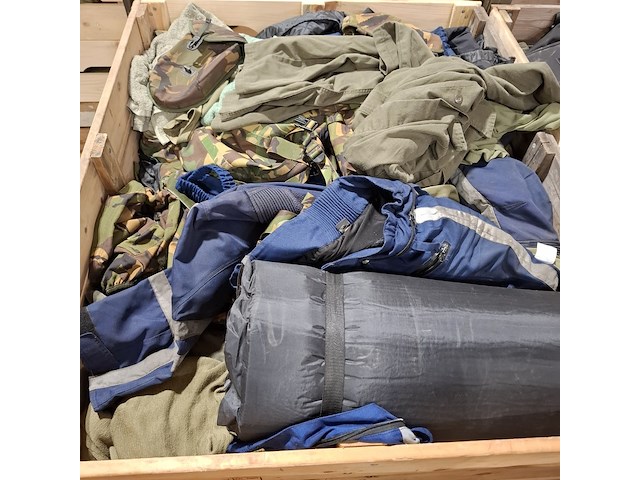 Persoonlijke uitrusting en kleding defensie - afbeelding 29 van  34