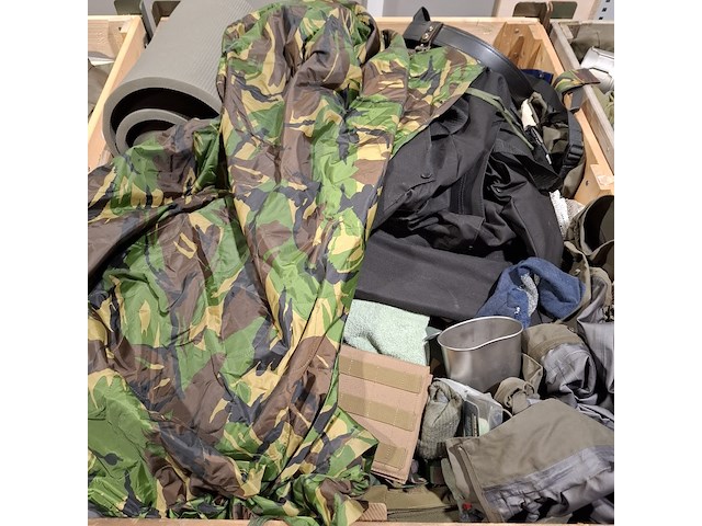 Persoonlijke uitrusting en kleding defensie - afbeelding 16 van  39