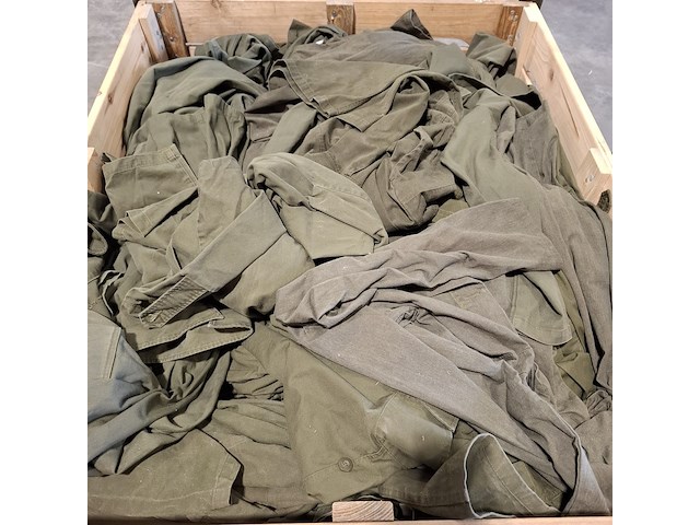 Persoonlijke uitrusting en kleding defensie - afbeelding 33 van  39