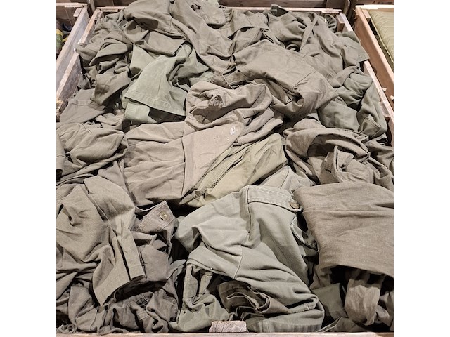 Persoonlijke uitrusting en kleding defensie - afbeelding 39 van  39