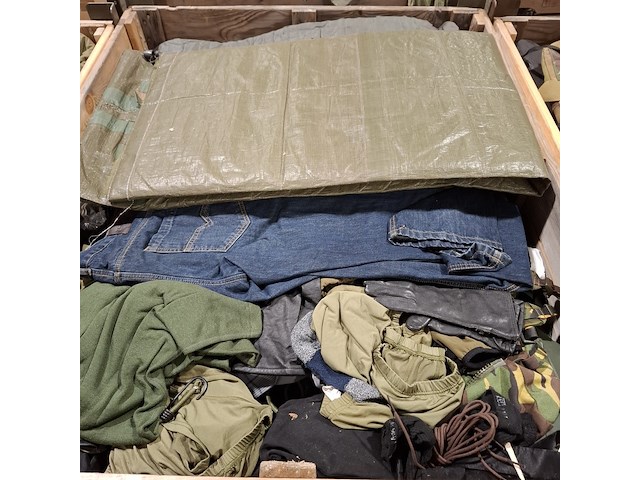 Persoonlijke uitrusting en kleding defensie - afbeelding 3 van  35