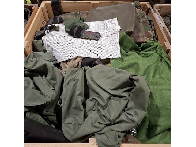 Persoonlijke uitrusting en kleding defensie - afbeelding 30 van  35