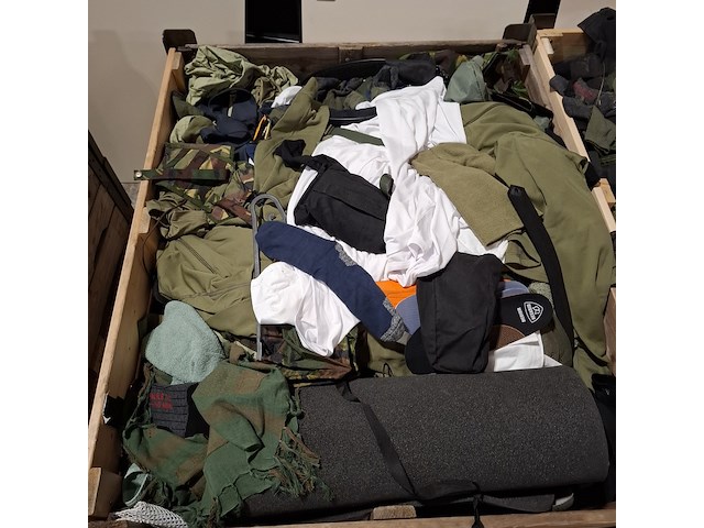 Persoonlijke uitrusting en kleding defensie - afbeelding 2 van  37
