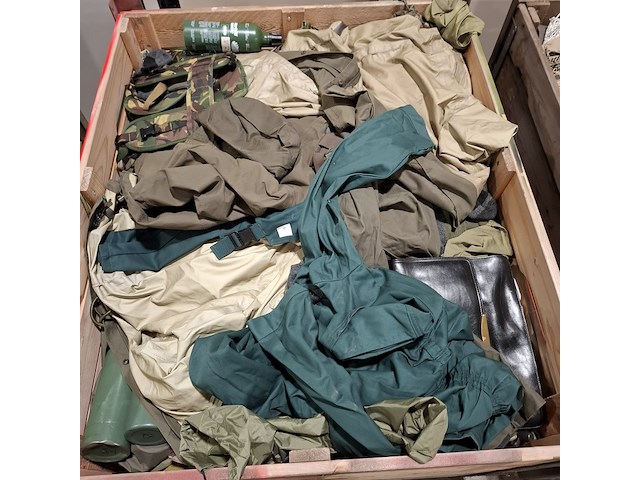 Persoonlijke uitrusting en kleding defensie - afbeelding 10 van  37