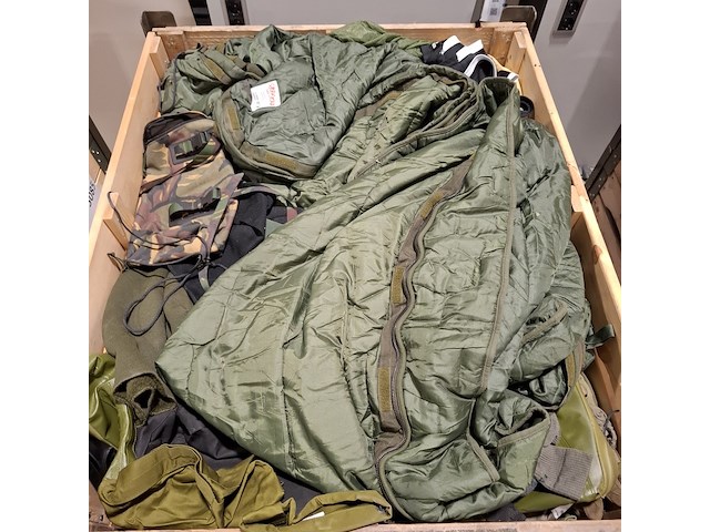 Persoonlijke uitrusting en kleding defensie - afbeelding 29 van  37
