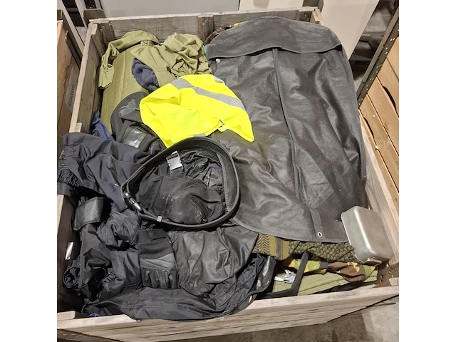 Persoonlijke uitrusting en kleding defensie - afbeelding 37 van  37