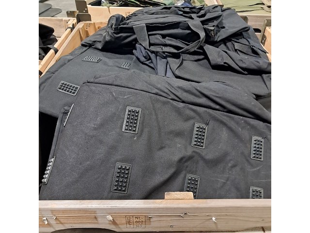 Persoonlijke uitrusting en kleding defensie - afbeelding 13 van  32