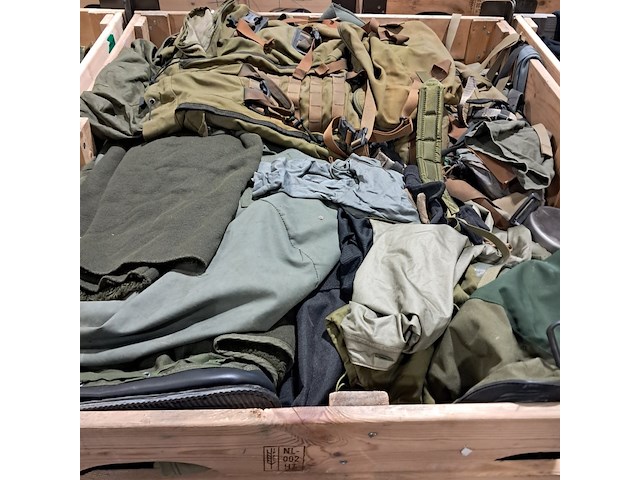 Persoonlijke uitrusting en kleding defensie - afbeelding 30 van  32