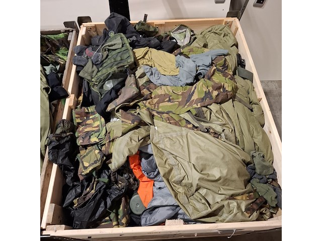 Persoonlijke uitrusting en kleding defensie - afbeelding 3 van  37