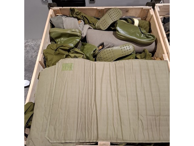 Persoonlijke uitrusting en kleding defensie - afbeelding 4 van  37
