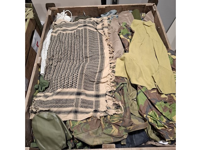 Persoonlijke uitrusting en kleding defensie - afbeelding 11 van  37