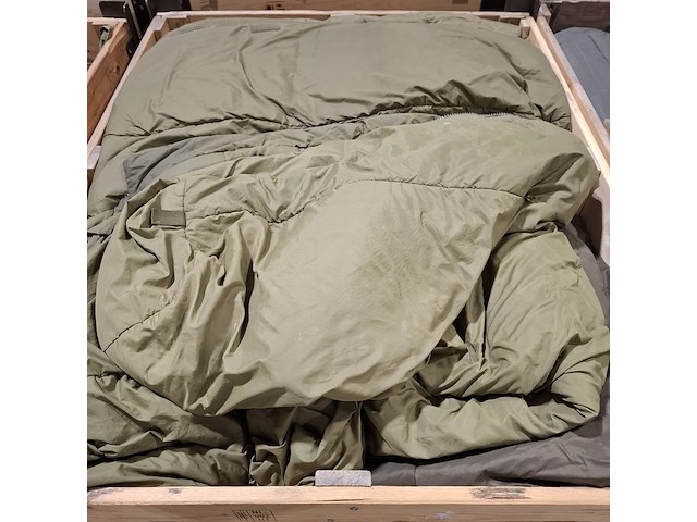 Persoonlijke uitrusting en kleding defensie - afbeelding 2 van  35