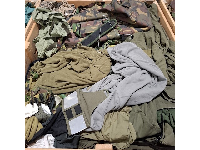 Persoonlijke uitrusting en kleding defensie - afbeelding 25 van  35