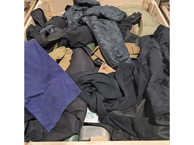 Persoonlijke uitrusting en kleding defensie - afbeelding 7 van  23