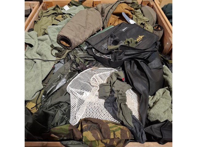 Persoonlijke uitrusting en kleding defensie - afbeelding 3 van  13