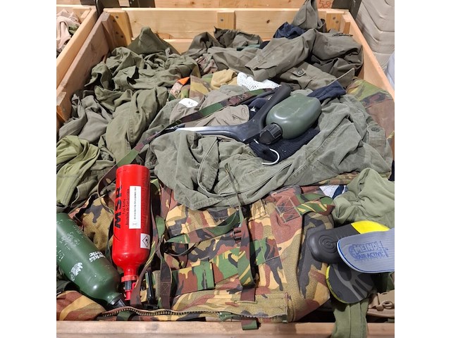 Persoonlijke uitrusting en kleding defensie - afbeelding 9 van  13