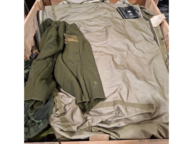 Persoonlijke uitrusting en kleding defensie - afbeelding 10 van  13